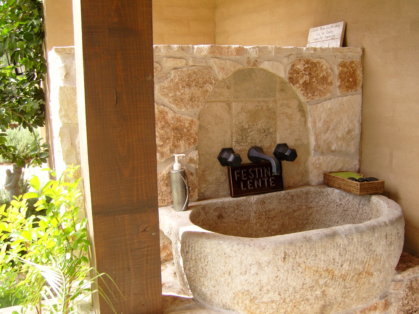 Rector Lee after 4 3 07 (7)